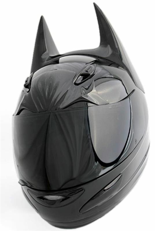 Betmenas-originalus-motociklo-šalmas