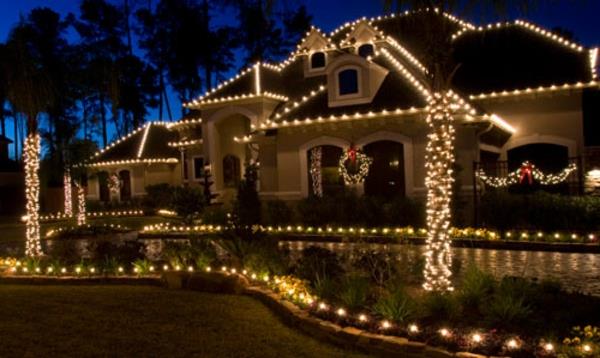 Velikost božične hiše-dekoracija-po-Perfect-Light-3-velikosti