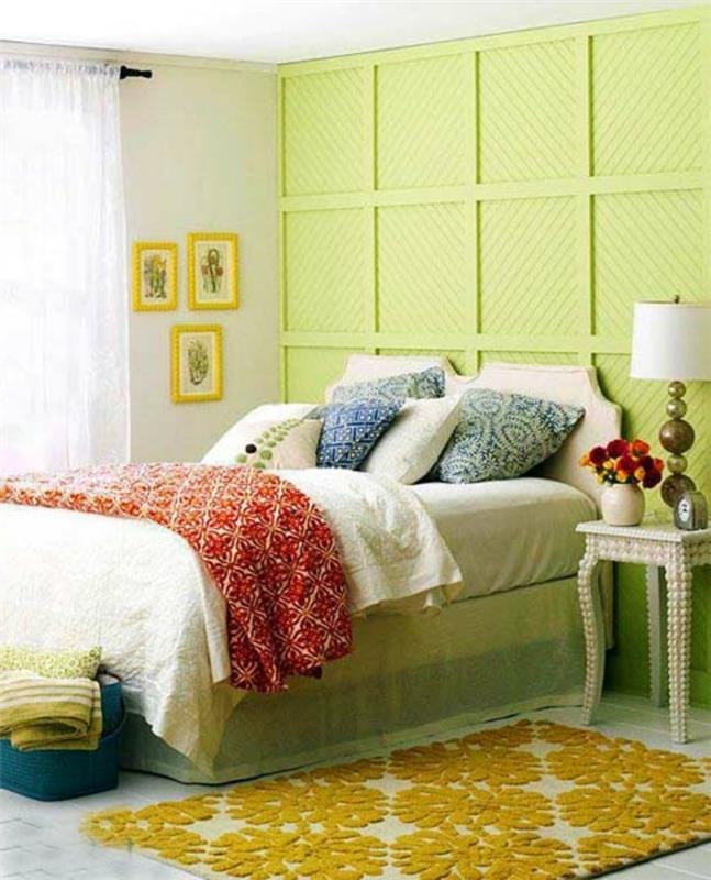 Šauni idėja-gražios spalvos-miegamojo sienų dekoravimui-pelėda-žalia