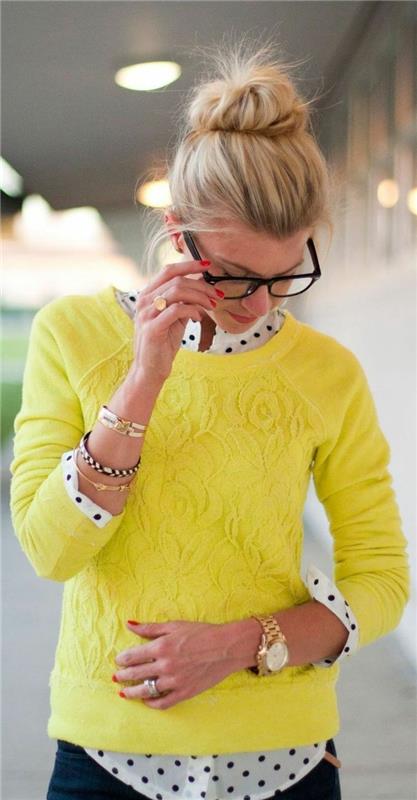 Cool-watch-ženska-rose-gold-michel-kors-rumena-pulover-geek-očala