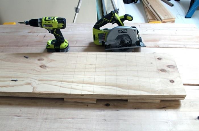 diy-tv-stojalo-les-vezan les-rezani-kosi-lesa