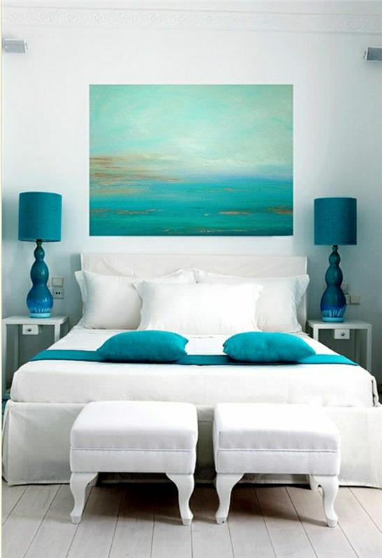 Dekorasyon-renkli-lacivert-aigua-yatak odası-mavi-lamba