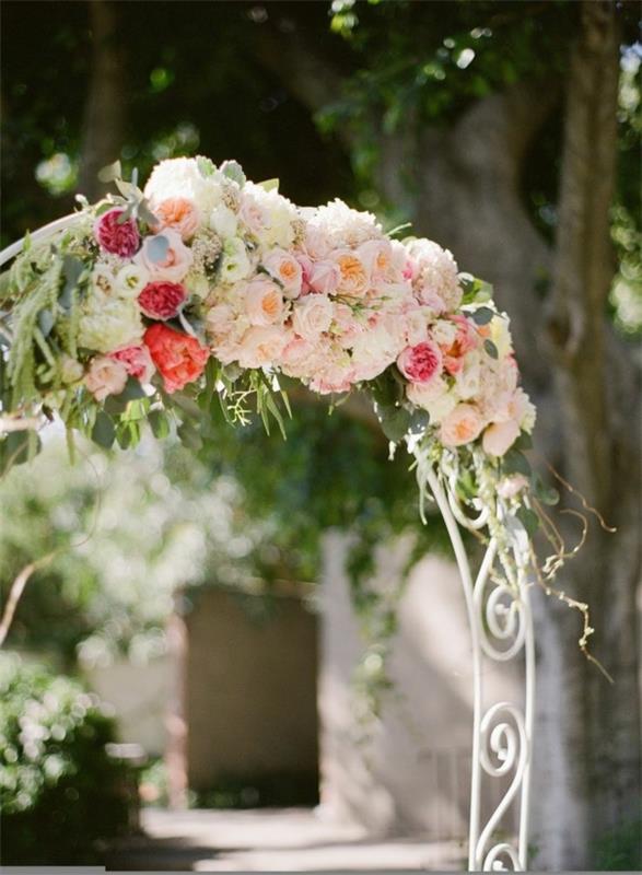 Original-floral-decoration- nevesta-ceremonija-champetre