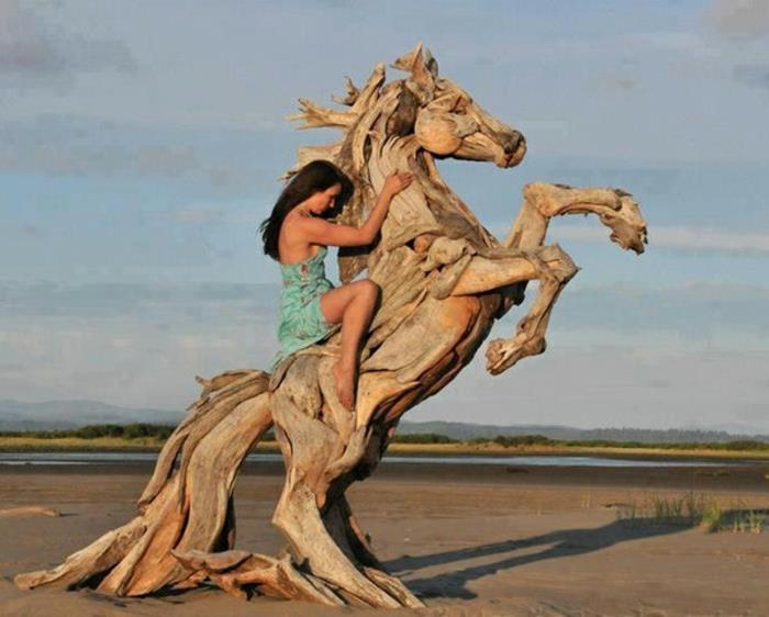 Driftwood-Sculpture-by-Jeff-Uitto-Jolie-wood-sculpture-woman-and-horse