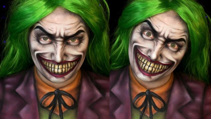 yeşil saç, tanınabilir Joker kostümü, siyah kelebek, dişleri gösterilen korkunç dudaklar