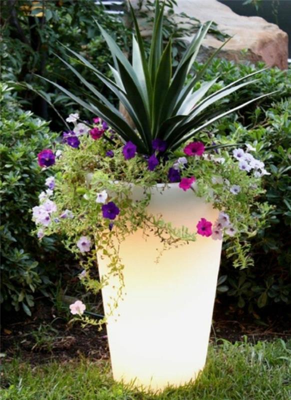 Zunanja svetilka-cvetlični lonec-rastlinsko cvetje