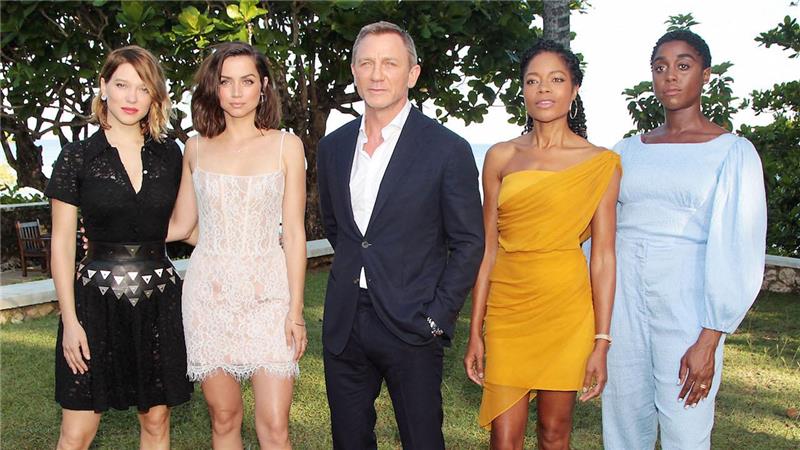 Lashana Lynch galėtų būti kitas agentas 007, kai Jamesas Bondas išėjo į pensiją kaip Daniel Craig „Bond 25“