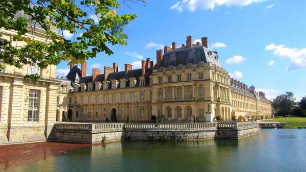 Velikost gradu-of-Fontainebleau