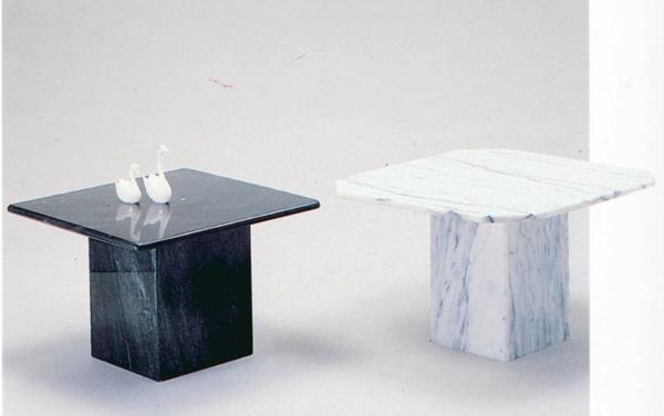 Marmorna in sodobna zasnova dveh majhnih miz