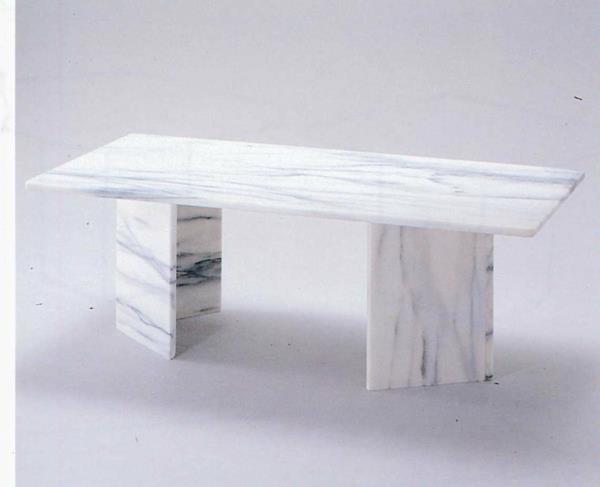Miza iz marmorja in sodobnega oblikovanja