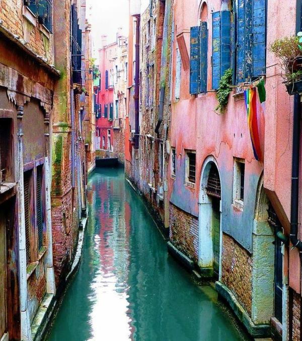 Tatil-in-Venedik-tarihi-şehir-miras-kanal-pembe-evleri