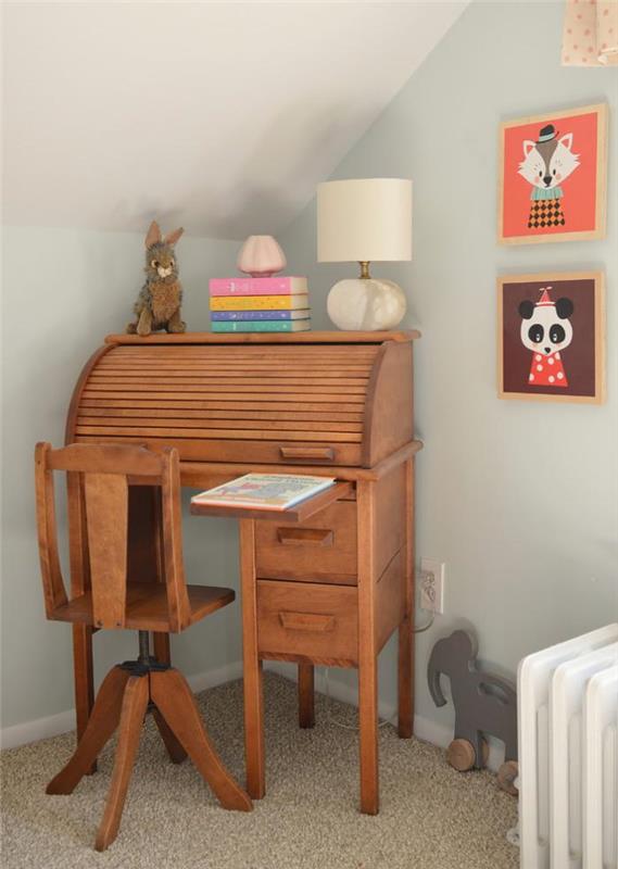 original-tajnica-pisalna miza v otroški sobi