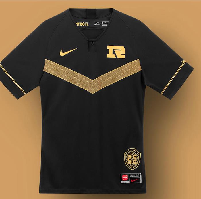 Nike, Pro League of Legends'ın resmi Çin takımı Royal Never GiveUp a.k.a.RNG formasını tanıttı