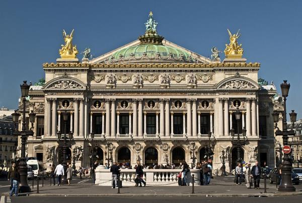 Palais-garnier-paris-oprea-haussmmannian-architecture