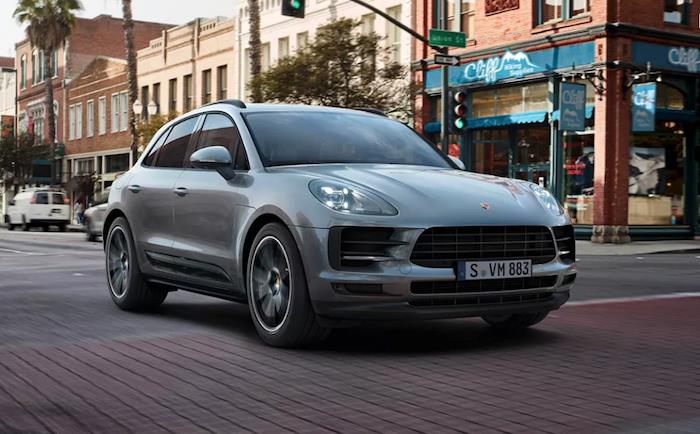 Yeni versiyonunda sadece elektrikli versiyonu satışa çıkacak olan Porsche Macan'ın fotoğrafı