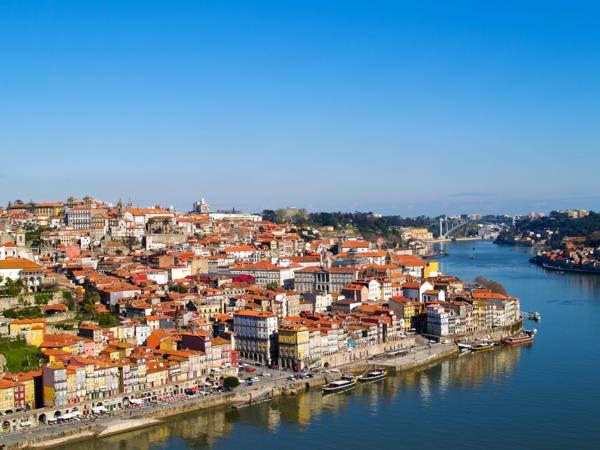 Porto-Portekiz-peyzaj-deniz-evleri ile