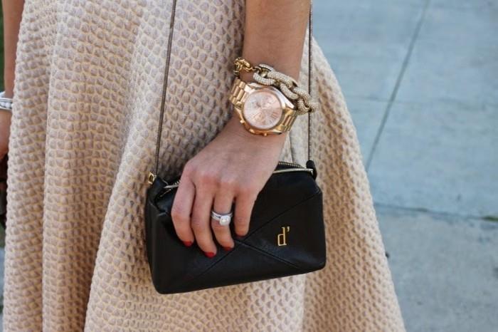 Trend-guess-watch-rose-gold-michael-kors-rose-gold-trapeze-sijonas