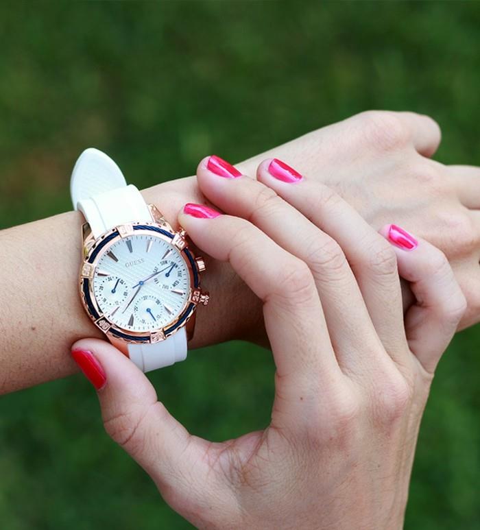 Apranga su rožiniu auksu-laikrodis-auksinis laikrodis-moteris-Beau-atspėti-balta-ir-rožė-auksas