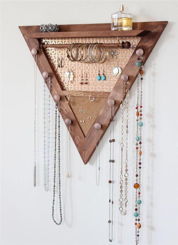 DIY stenska dekoracija za shranjevanje vašega nakita, DIY ideja za shranjevanje uhanov, naredite leseno držalo za nakit
