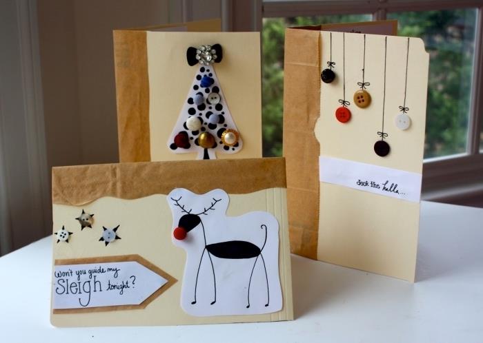 Noel için kolay çocuk DIY, geyik veya düğmelerle süslenmiş Noel ağacı tasarımları ile anaokulu Noel kartı fikri
