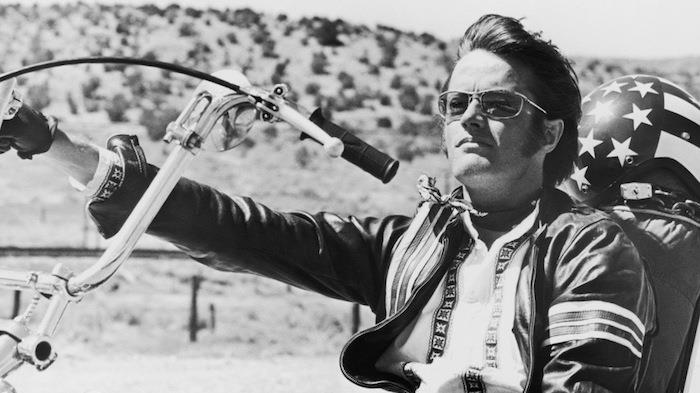 Peter Fonda, yapımcılığını ve ortak yazarlığını üstlendiği Jack Nicholson ve Dennis Hopper ile birlikte Easy Rider filmiyle kendisini kamuoyuna duyurdu.