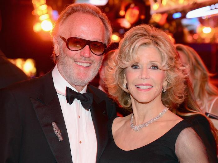 Peter Fonda, aktör Henry Fonda'nın oğlu ve aktris Jane Fonda'nın küçük kardeşiydi.