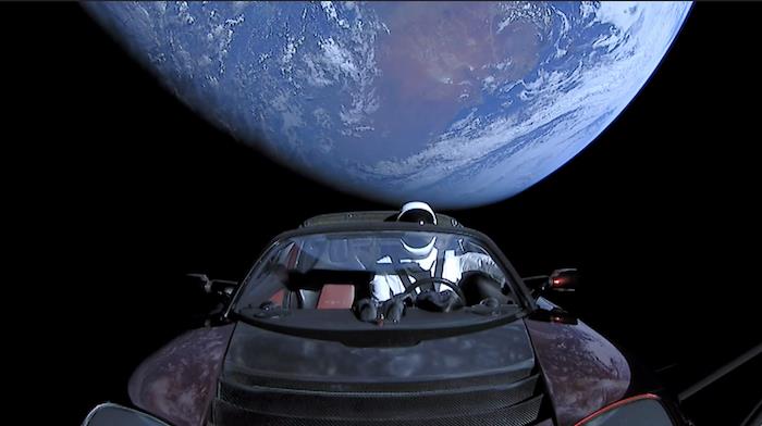 Starman ve Falcon Heavy roketi, Elon Musk'ın SpaceX şirketinin projeleridir.