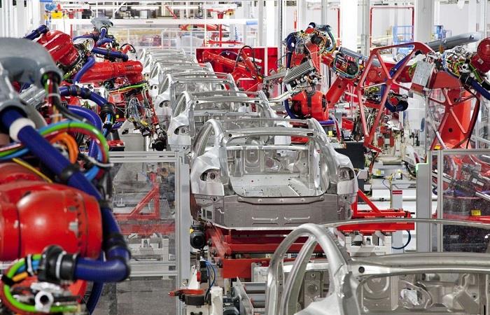 Tesla fabrikaları yakında ABD hastaneleri için solunum cihazı üretebilir