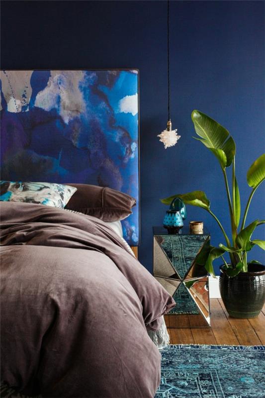 pasidaryk-galvūgalis-atmosfera-nuostabi-mėlyna-ruda-augalų-gėlių-lovatiesė-lovos galva