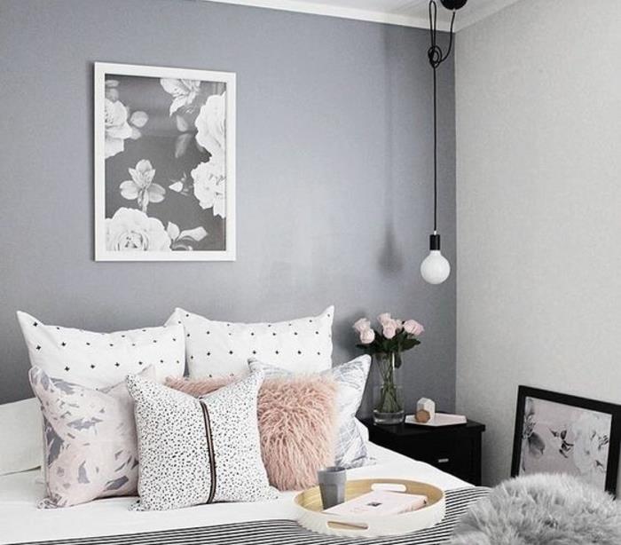 Skandinaviška atmosfera-vyrauja pilka spalva-maža-rožinė-akcentai-dekoratyviniai paveikslai su gėlių raštais-idėja-kaip papuošti-skandinavišką-miegamąjį