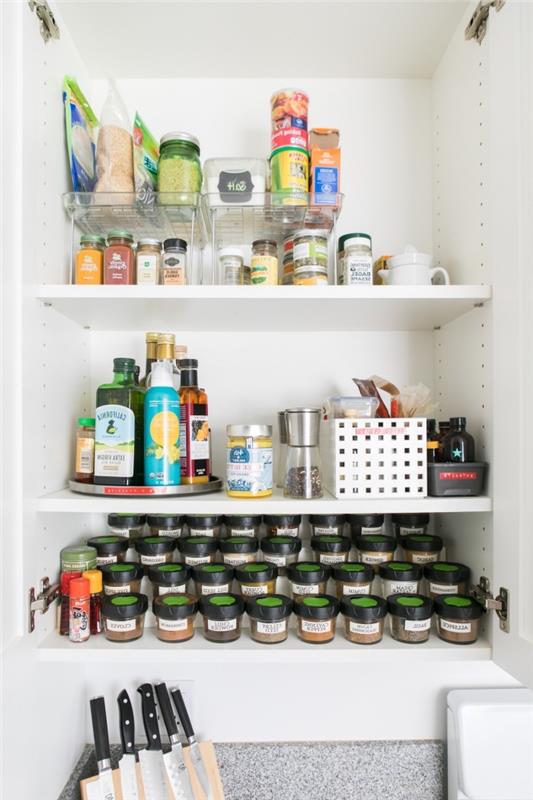 baharat ve yiyecek kutularını daha iyi organize etmek için mutfak dolabı saklama ipuçları, yiyecek ve baharatları saklamak için plastik düzenleyiciler ve kutular
