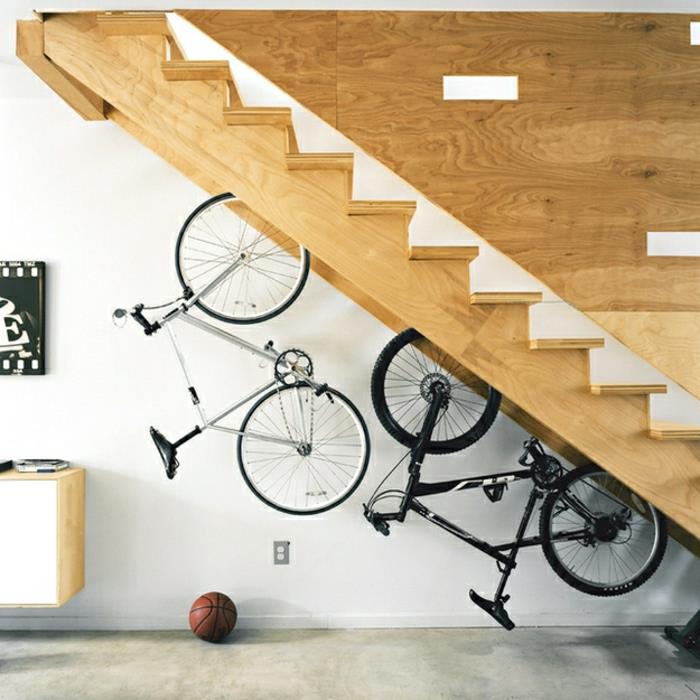 Dolap-Merdiven Altı-Fikirler-Deco-Merdiven-Bisiklet