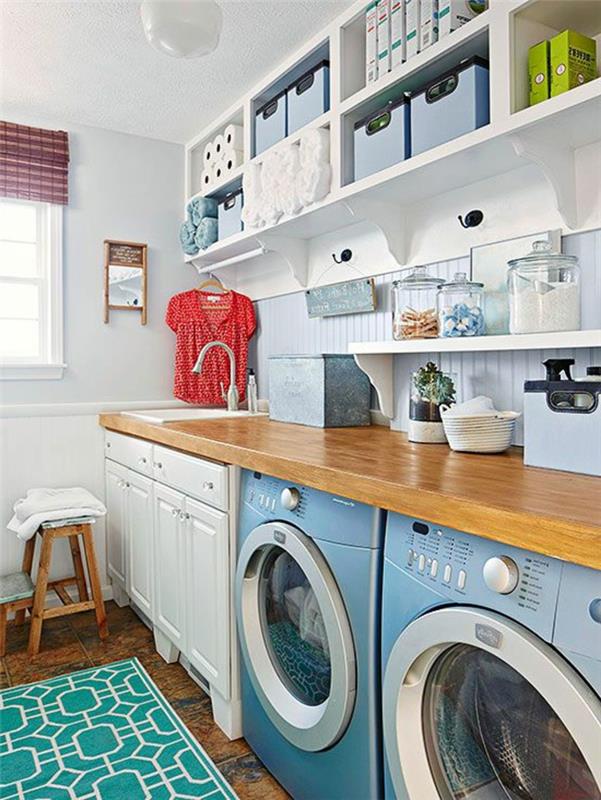 opremiti svojo pralnico, majhno lepo pralnico z lesenim pultom in velikim skladiščem
