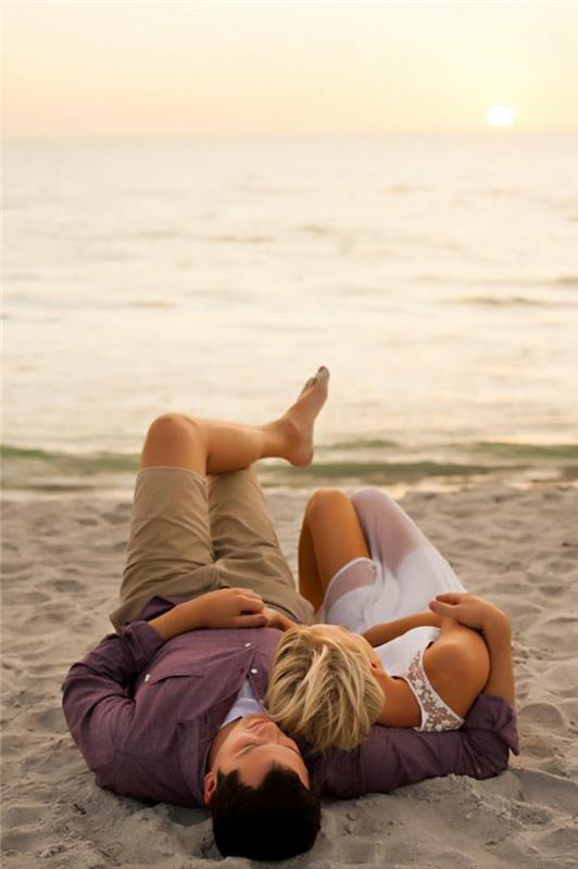 Romantiškas įvaizdis romantiškas įvaizdis paplūdimio mėgėjai originalus vaizdas paplūdimio glamonė