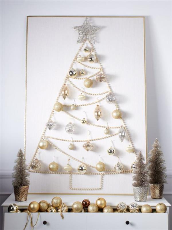 edinstveno-božično drevo z nizom biserov