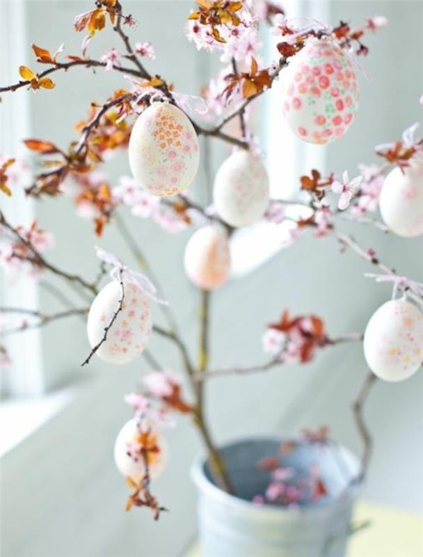 labai estetiškas-Velykų-medžių dažymas-kiaušiniai-labai įmantrus-su-gražiais-gėlių elementais