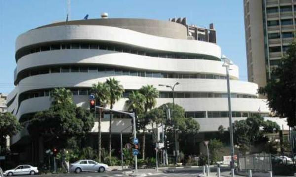 architecture-bauhaus-edifice-in-tel-aviv-resized