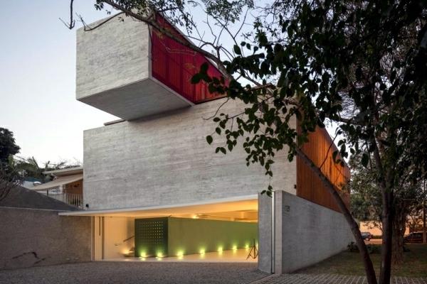 architektūra-bauhaus-modernne-solid-house-sao-paolo-resized