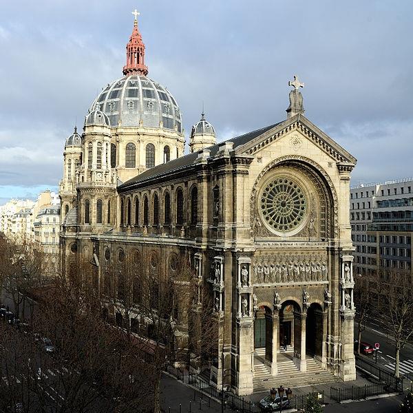 Haussmmannian-architektūra-Saint-Augustin-Church-Paris