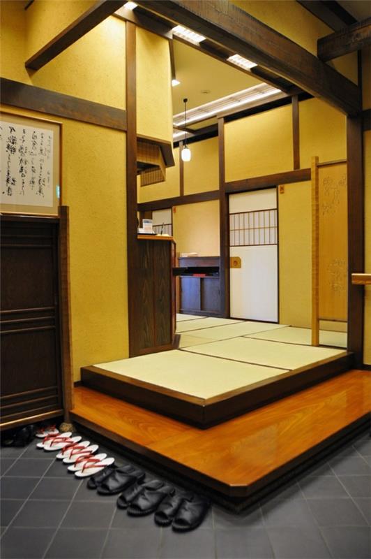 Japonska-arhitektura-lesena-hiša-