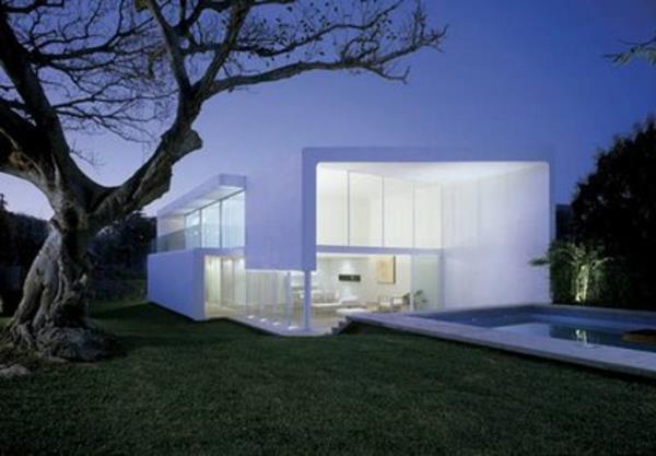 minimalistinės architektūros-dizaino pavyzdys