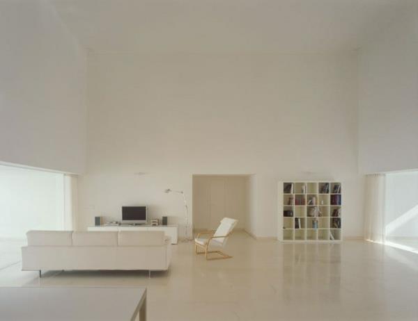 minimalistinė architektūra-svetainė-interjeras-casa-guerrero-by-Alberto