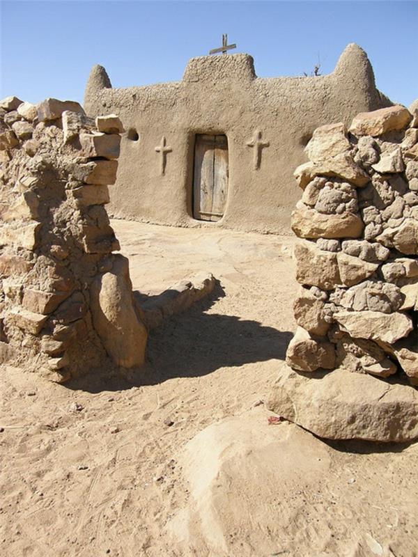 vernacular-architecture-mud-church