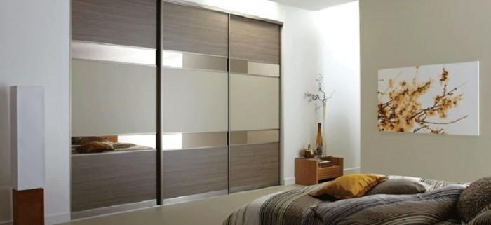 garderobna omara-2-drsna vrata-moderno-ambient-kovinsko-detajli-spremenjena velikost