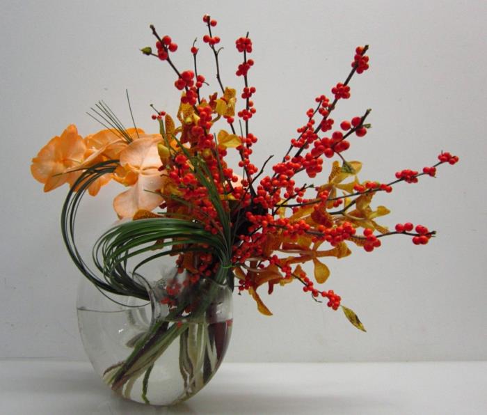 moderna-foral-art-cvetlična-aranžma-s stebli