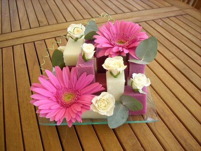 modern-foral-art-ikebana-in-pink-and-white