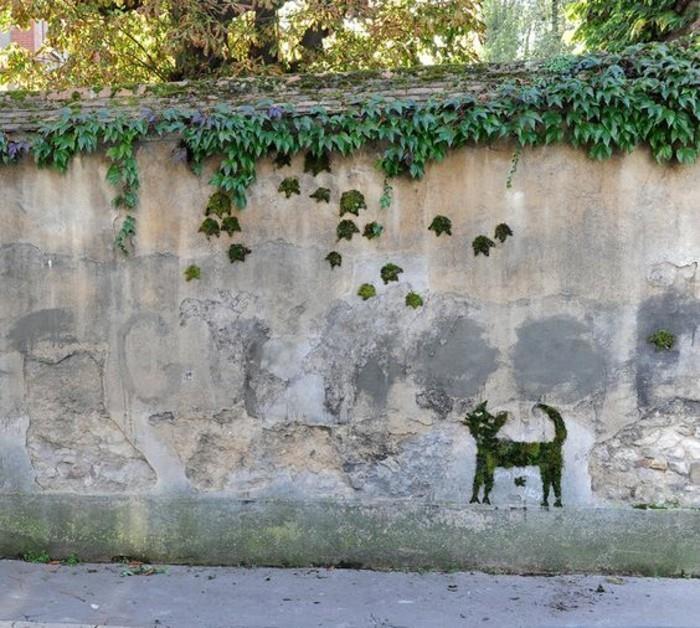 urbana-umetnost-mačka-v-rastlinskem mahu-kako-narediti-eko-grafite
