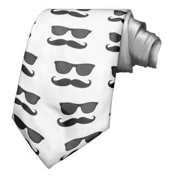 kravato-z-belo-črno-brki