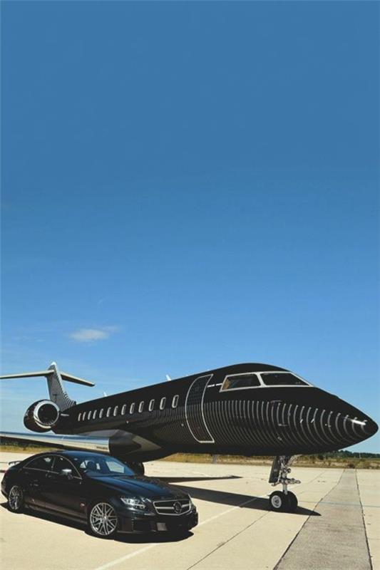 črno-luksuzno-zasebno letalo-črni-avto