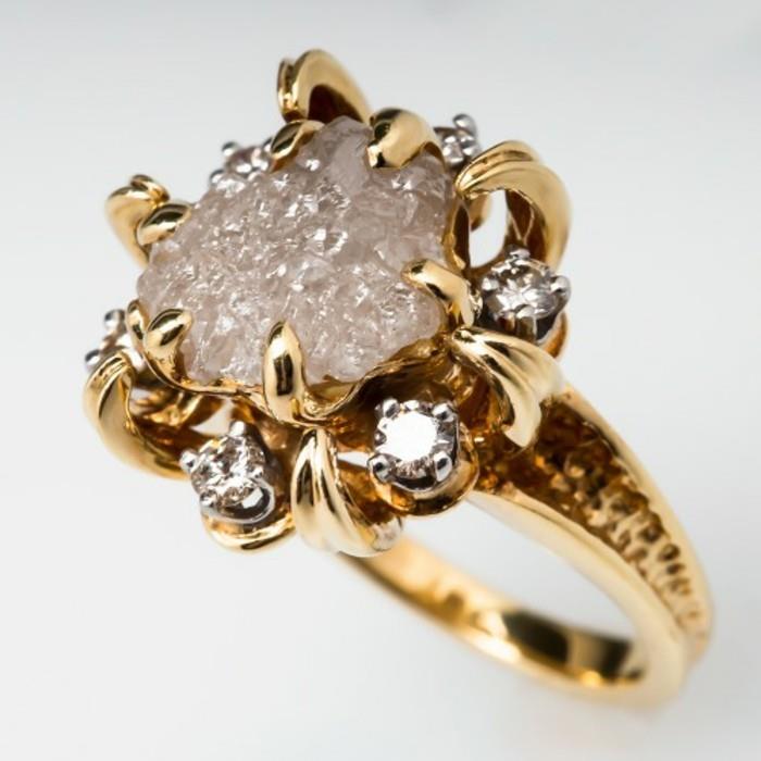 prstan-kristal-diamanti-zlate velikosti